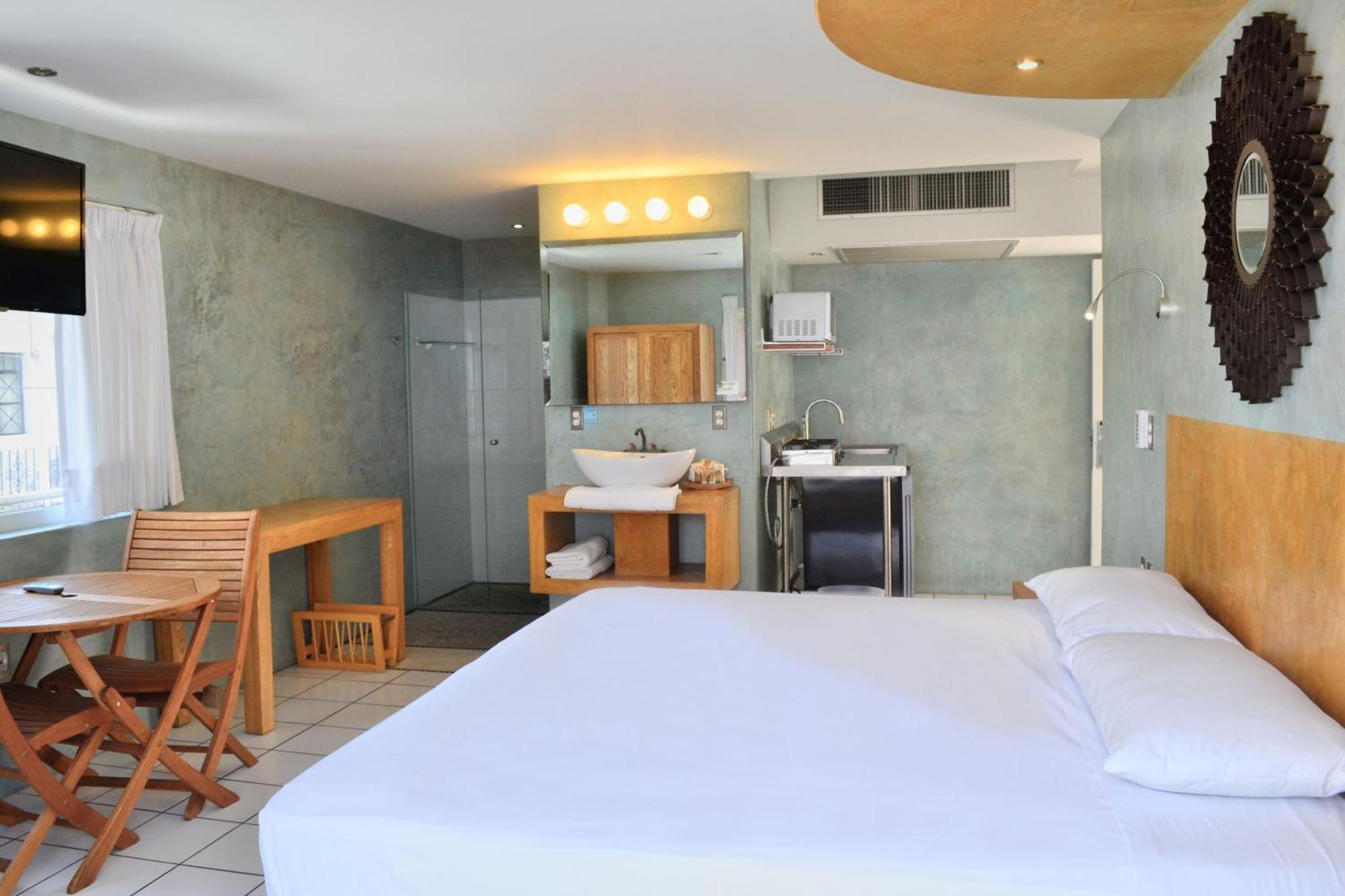 Río Malecón Hotel 3*